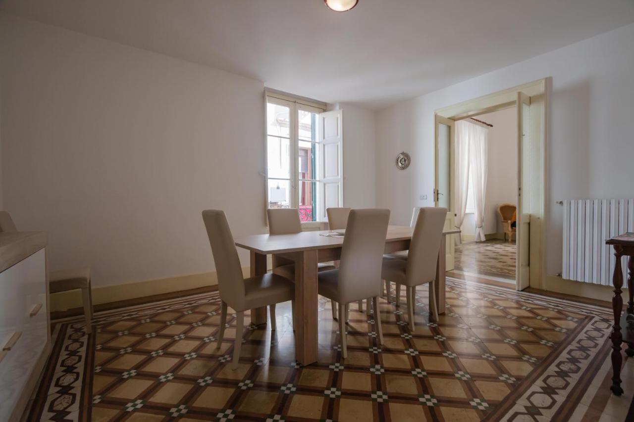 Dimora Apulia Bed & Breakfast Brindisi Exterior photo