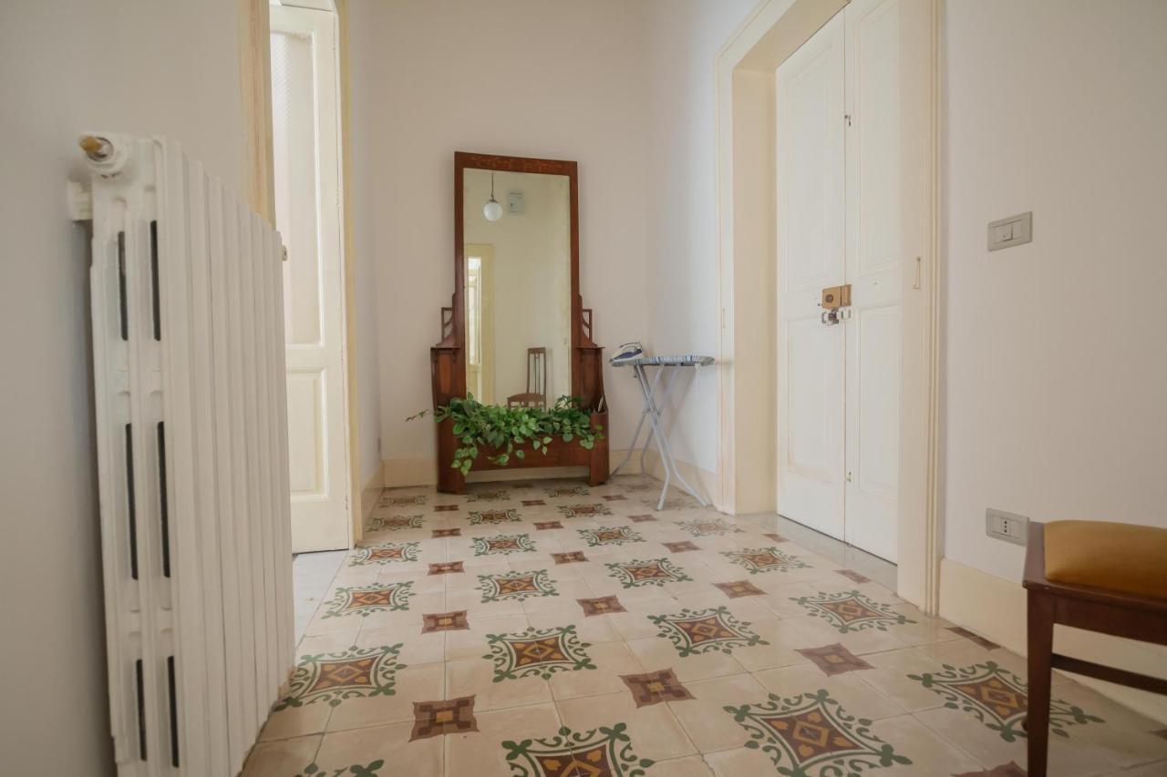 Dimora Apulia Bed & Breakfast Brindisi Exterior photo